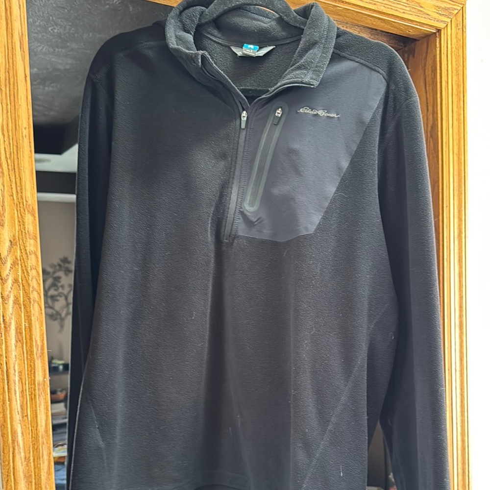 Eddie Bauer Black Men's Sweater